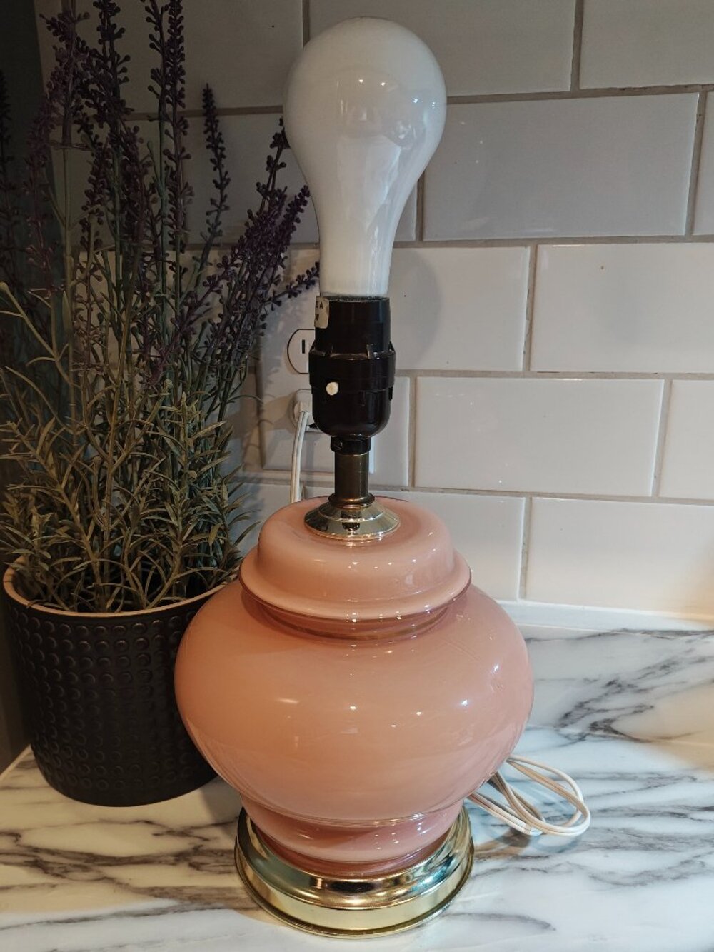 Vintage Pink Glass Ginger Jar Table Lamp Brass Tone Base Working Retro Decor